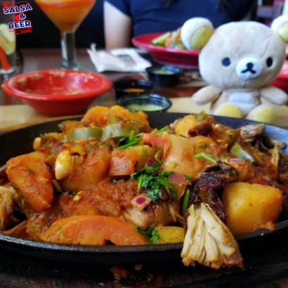 Sizzling Spicy Molcajete Carnes Con Salsa De Molcajete​